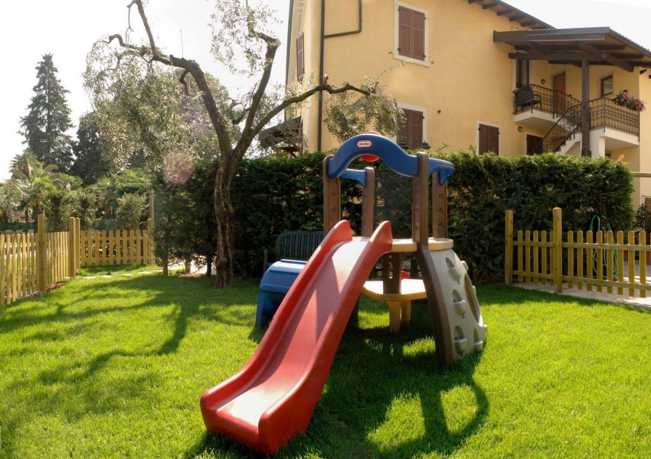 Residence Villa Degli Aranci Riva del Garda Exterior photo